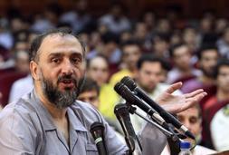 Jatami da un paso al frente y tacha de «farsa» el juicio