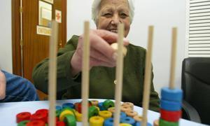 Identifican tres genes relacionados con el 20% de los casos de alzheimer