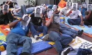 Estudiantes en huelga de hambre por los presos políticos en Venezuela