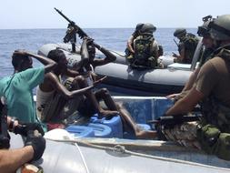 Atuneros: Jugarse la vida en la pesquería