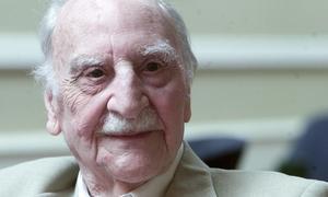 Los Reyes visitarán mañana la capilla ardiente de Francisco Ayala