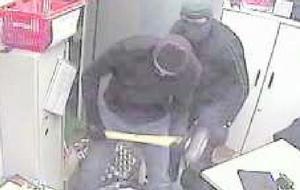 Cuatro butrones en la misma noche