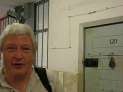 «Los culpables están entre nosotros»