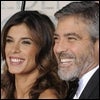 El actor y su novia, Elisabetta Canalis, en la pasada edición de los Globos de Oro. / Agencias