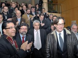 Vic calla tras el dictamen de la Abogacía del Estado que avala empadronar «ilegales»