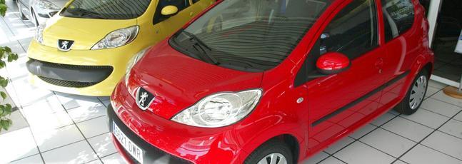 Peugeot y Citroën revisarán 97.000 coches por un fallo en el acelerador