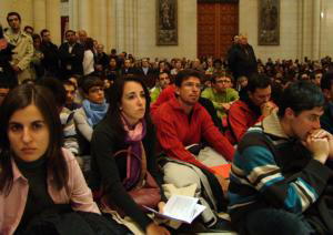 Los jóvenes se movilizan en Facebook para asistir a la visita del Papa en 2011 ##3 El comité organizador abrirá las inscripciones el próximo 1 de julio