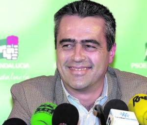 El PSOE hizo del Consistorio de Estepona su empresa de financiación y «enchufismos»