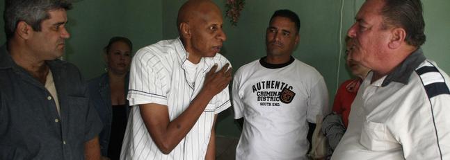 Fariñas asegura que Raúl Castro dio «órdenes» de dejarlo morir