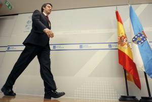 La Xunta equipara gallego y castellano y da voz a los padres