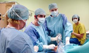 La Traumatología se exporta a Europa de la mano del doctor Crespo