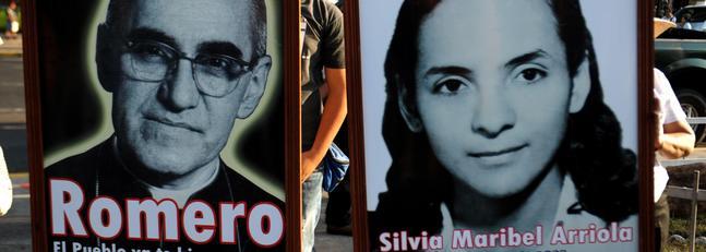 Un sicario mató a monseñor Romero hace 30 años por 114 dólares