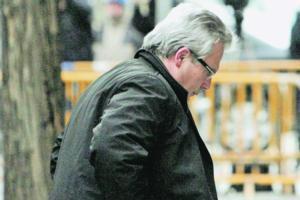 El Supremo cita de nuevo a Garzón como imputado por cohecho y prevaricación