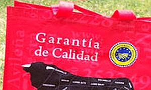 Carne de Ávila distribuirá bolsas de la compra reutilizables