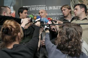EFE  Luis Rubiales responde a las preguntas de los medios de comunicación