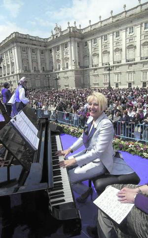 JAVIER DEL REAL  Celsa Tamayo, durante un momento del espectáculo