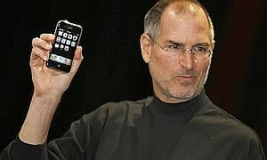 Steve Jobs mostrará el iPhone 4G esta noche