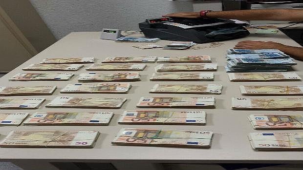 Dinero intervenido por blanqueo de capitales en Algeciras