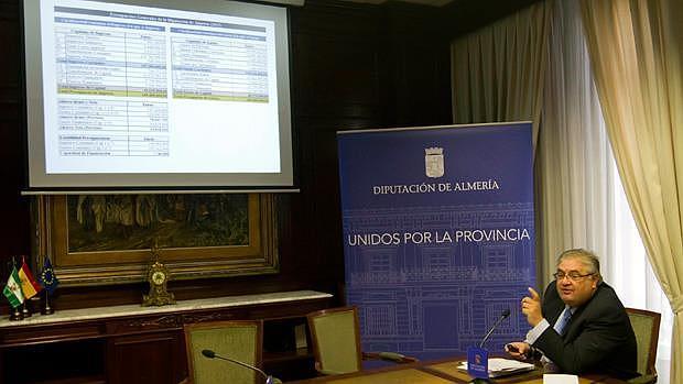 Diputación de Almería adelantará 44,5 millones en 2016 a los ayuntamientos