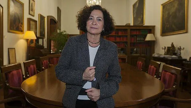 La rectora de la Universidad de Granada, Pilar Aranda. RUIZ DE ALMODÓVAR