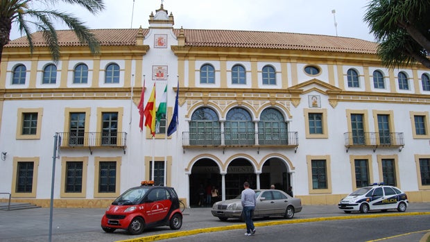 Ayuntamiento de Dos Hermanas / L.M.