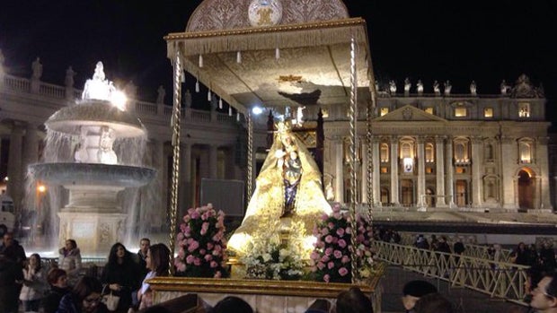 La Virgen en la plaza de San Pedro / ABC