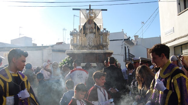 La Virgen del Carmen, en un momento de su recorrido / L.MONTES