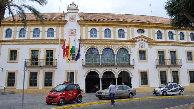 Ayuntamiento de Dos Hermanas / L.M.