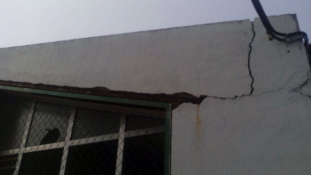 Grietas en el colegio de Lomopardo, Jerez de la Frontera