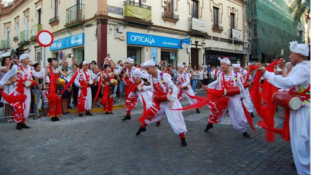 Grupo de China, en el desfile de las jornadas