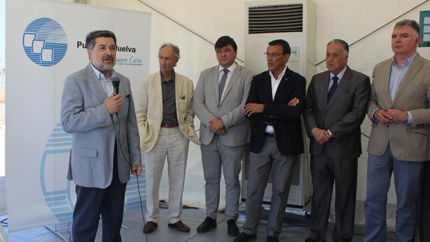 El presidente del Puerto de Huelva en la presentación del proyecto de la nueva lonja