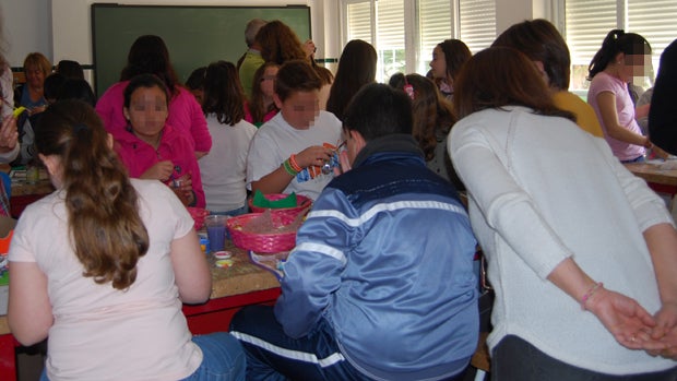 Alumnos de un centro de Dos Hermanas / L.M.