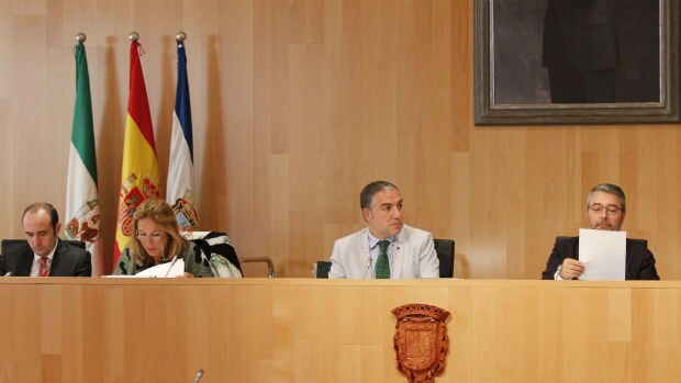 El presidente de la Diputación malagueña, Elías Bendodo, puede ver tumbado uno de sus proyectos estrella / ABC