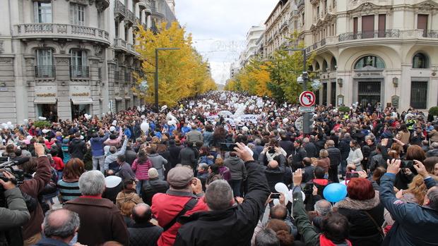 La manifestación ha contado con una asistencia masiva. / ABC