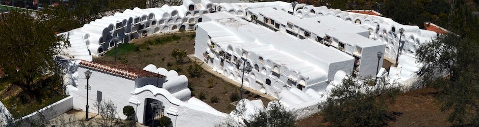 Cementerio masón de Sayalonga