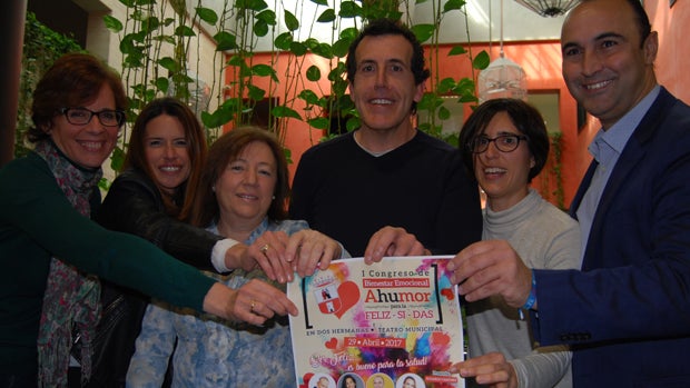 Organizadores del congreso «Ahumor para la Feliz-Si-Das» / L.M.