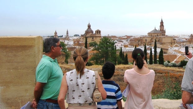 Carmona busca turistas en los mercados asiáticos, pero también en el turismo de proximidad/A.M.