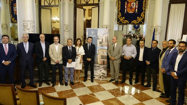 Imagen de la presentación del proyecto de centro cultural sefardí en el Salón de los Espejos de Málaga.