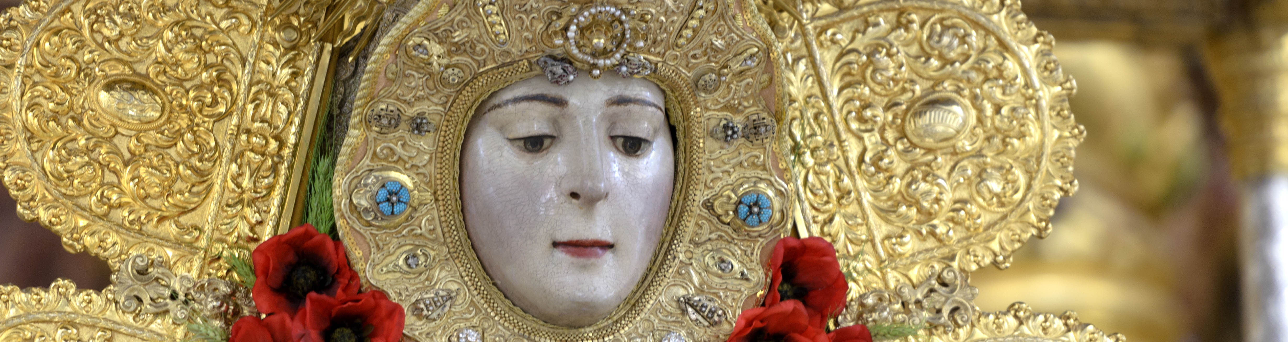 La Virgen del Rocío espera ya a los miles de devotos que poblarán la Aldea este fin de semana