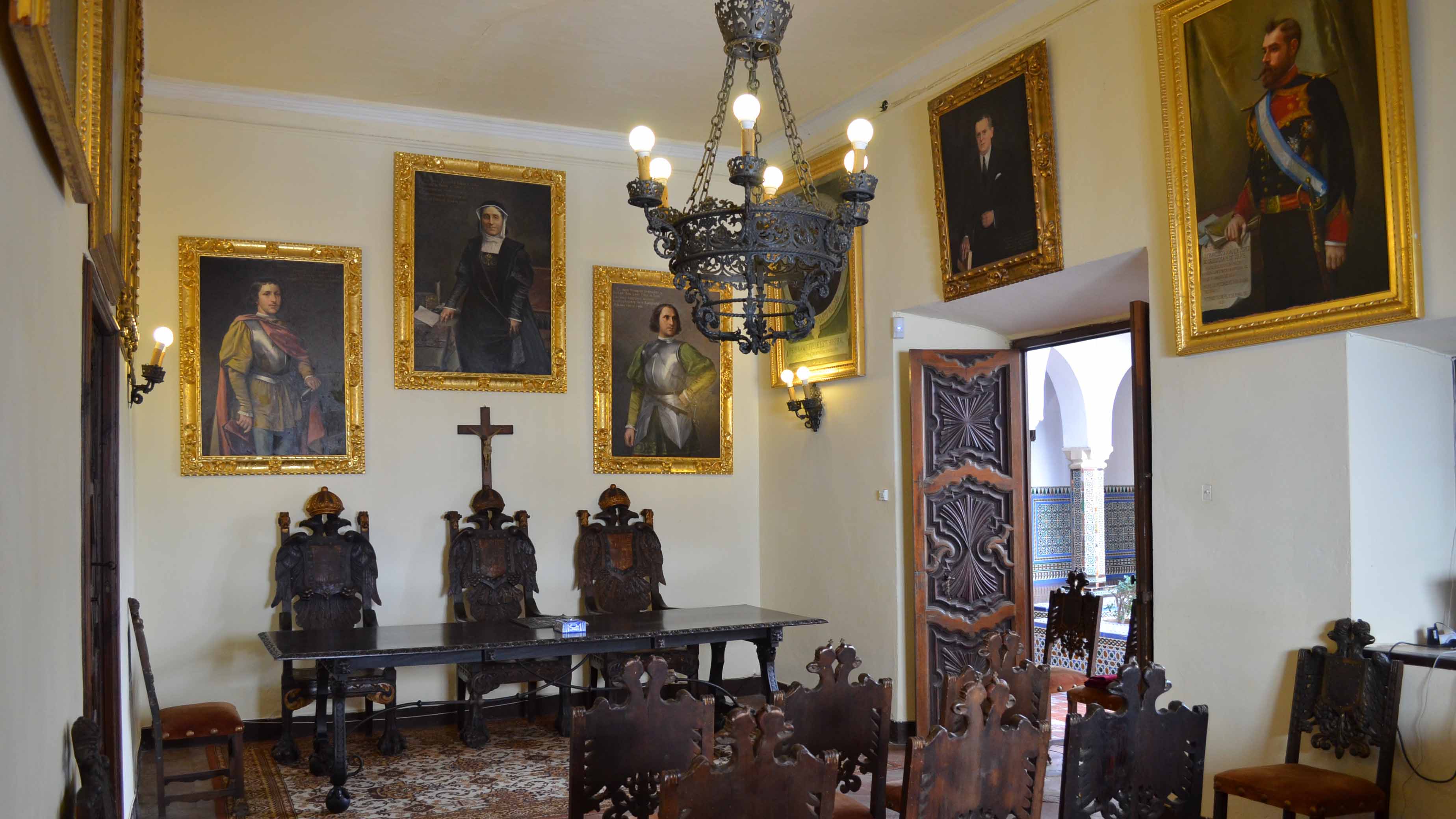 El «Hospitalito», suelo vaticano en pleno corazón de Utrera