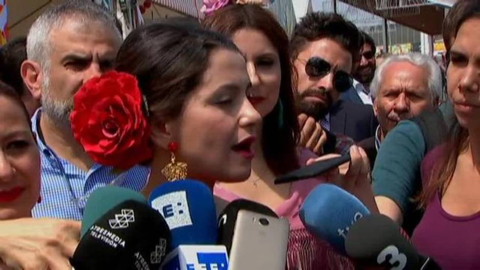 Arrimadas dice que el secesionismo no tiene valor para decirle a Puigdemont que es el pasado