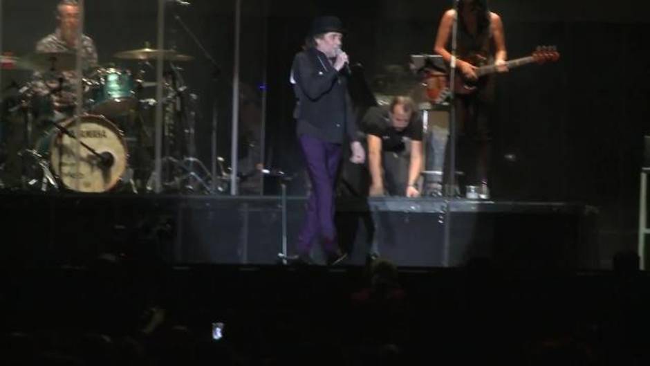 Joaquín Sabina recibe el alta hospitalaria