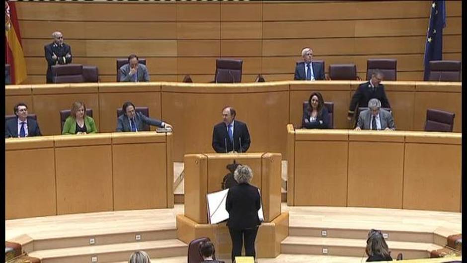 Dos senadores de ERC prometen su cargo "por los presos, exiliados y la República"