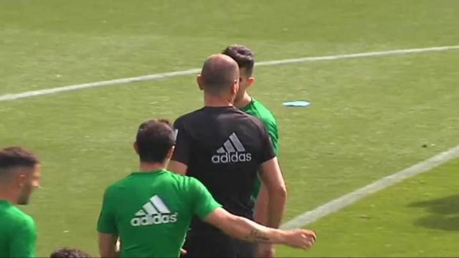 El Betis sigue preparando el derbi contra el Sevilla