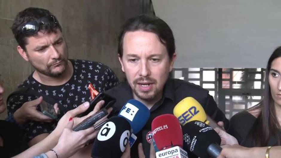 Iglesias califica el máster de Cifuentes "de todo a 100"