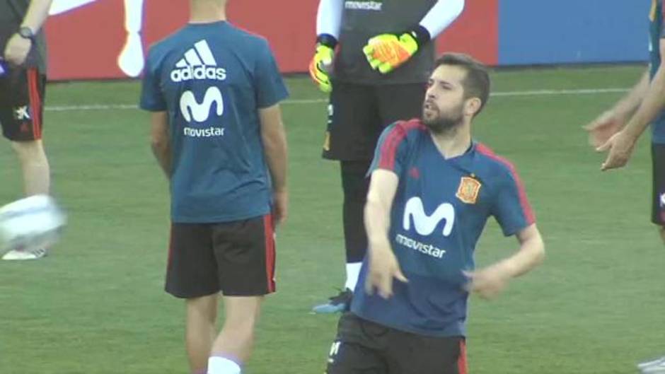 Buen ambiente e intensidad: España se prepara para su 'final' con Rusia