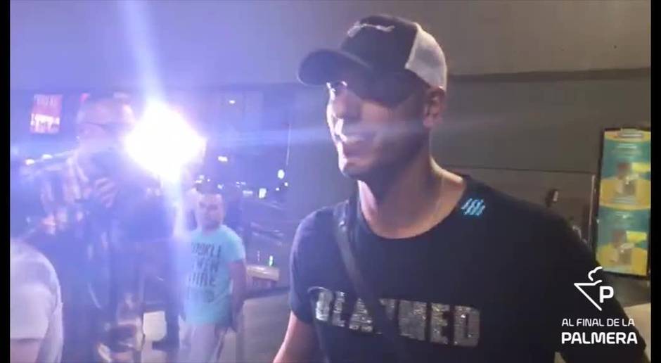 Joel Robles llega a Sevilla para firmar por el Betis