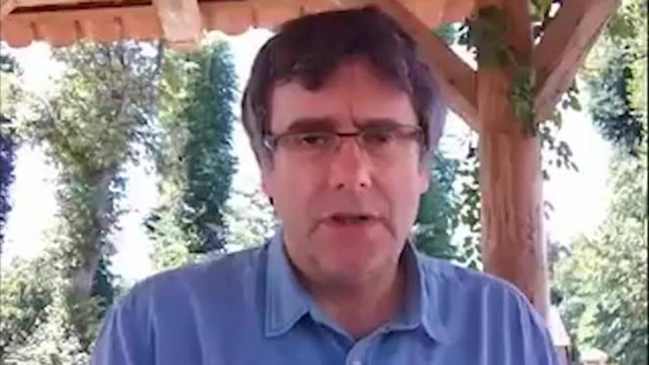 Puigdemont llama a manifestarse este sábado en Barcelona