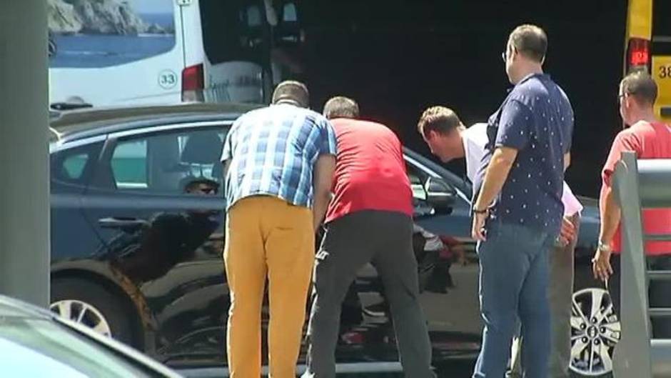 Continúan las protestas de los taxistas en Barcelona