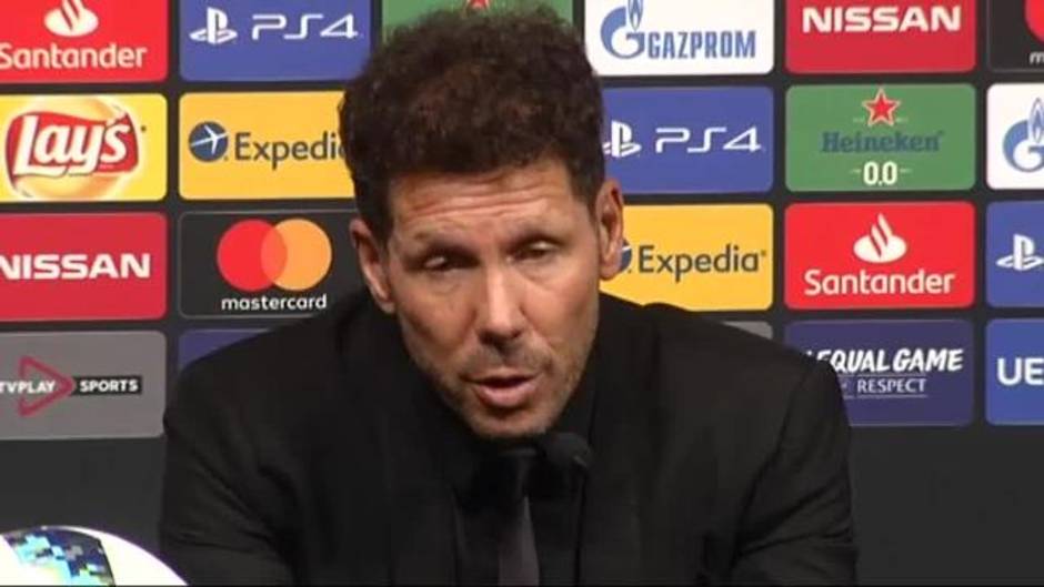 Simeone se convierte en el entrenador más laureado del Atletico: "No lo pienso, el bien del club es el bien del equipo"